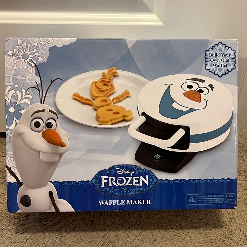 Disney Frozen Olaf Shaped Waffle Maker